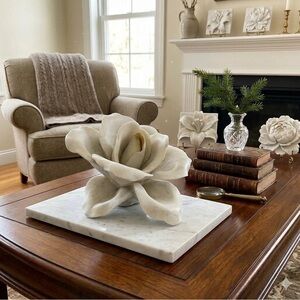 Vintage 1950's-60's Porcelain Rose Figurine Golden Crown Ebeling & Reuss (E&R).